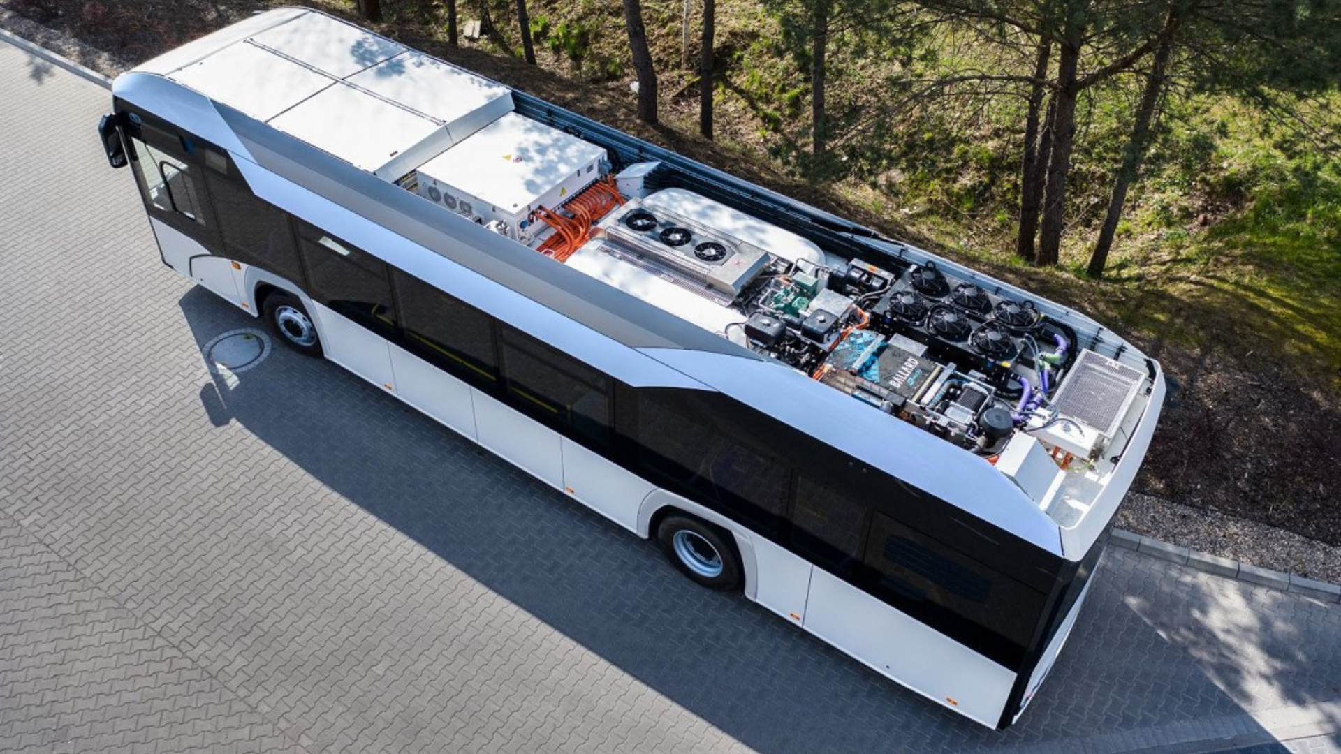 Solaris Urbino 12 fuel cell powered bus