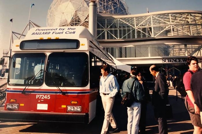 ballard-fuel-cell-bus