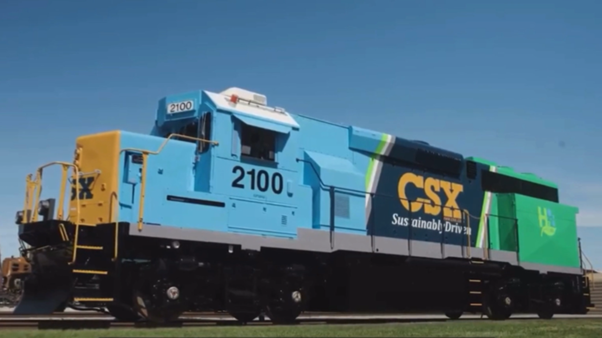 CSX hydrogen fuel cell locomotive, powered by Ballard