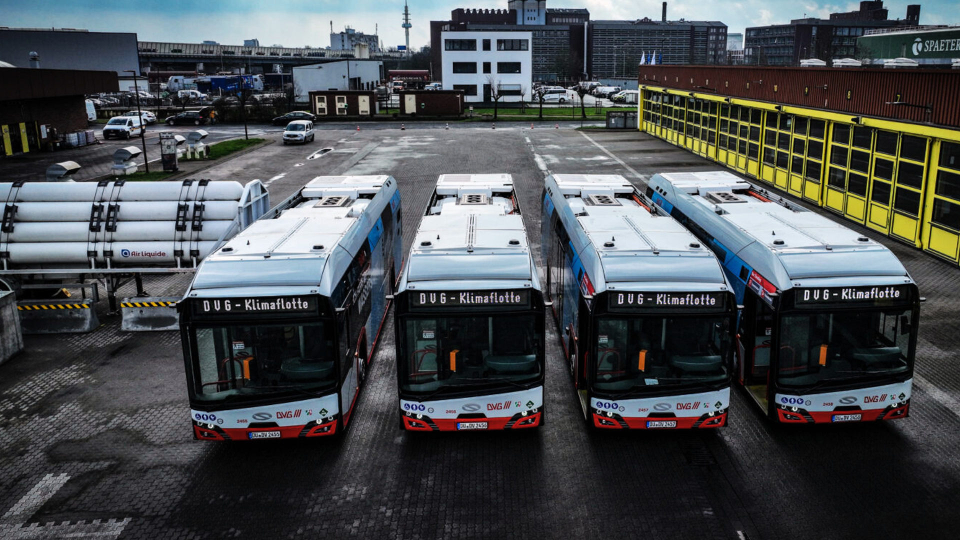 Solaris's hydrogen fuel cell bus ready for deployment in Duisburg, Germany