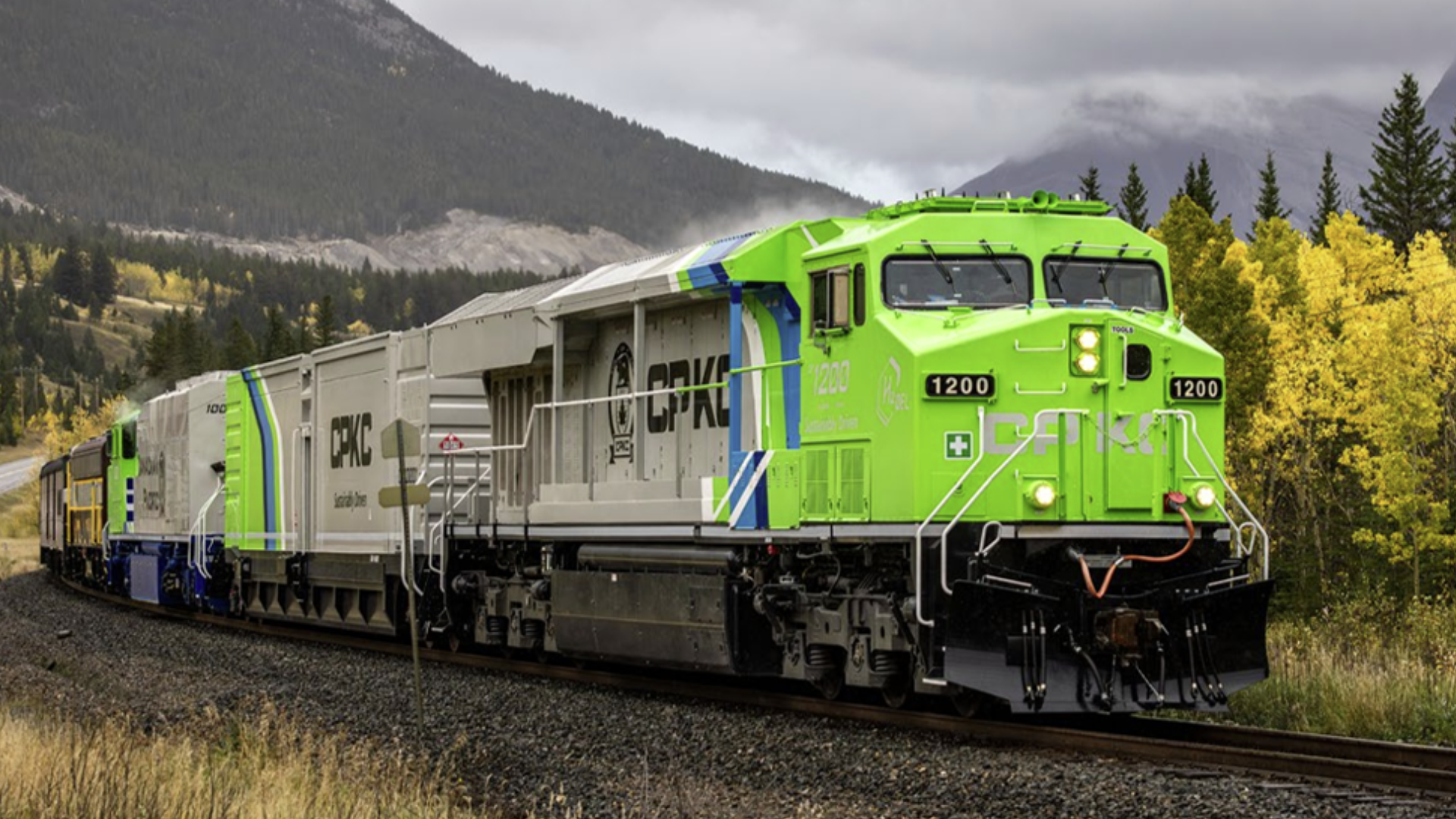 CPKC's CP 1200 zero-emission locomotive