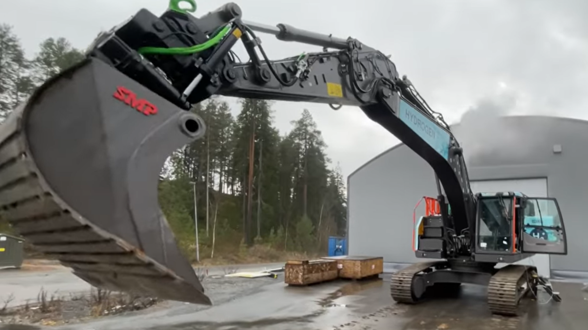 Applied Hydrogen's zero-emission excavator during testing in Norway