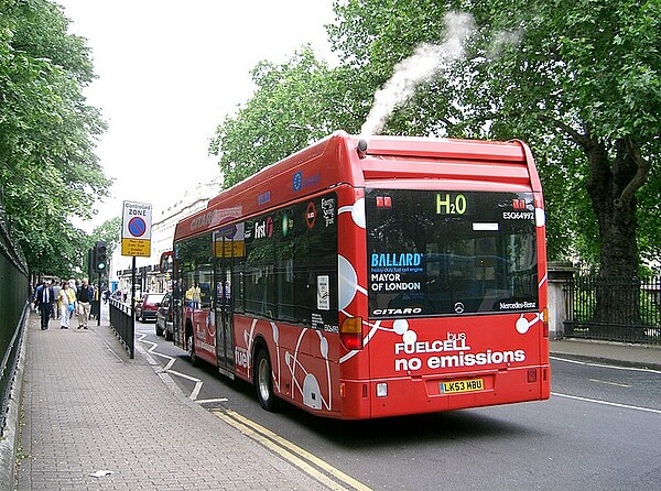 ballard-fuel-cell-bus