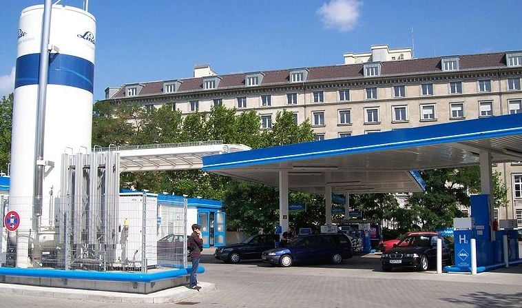 hydrogen-refueling-station-linde